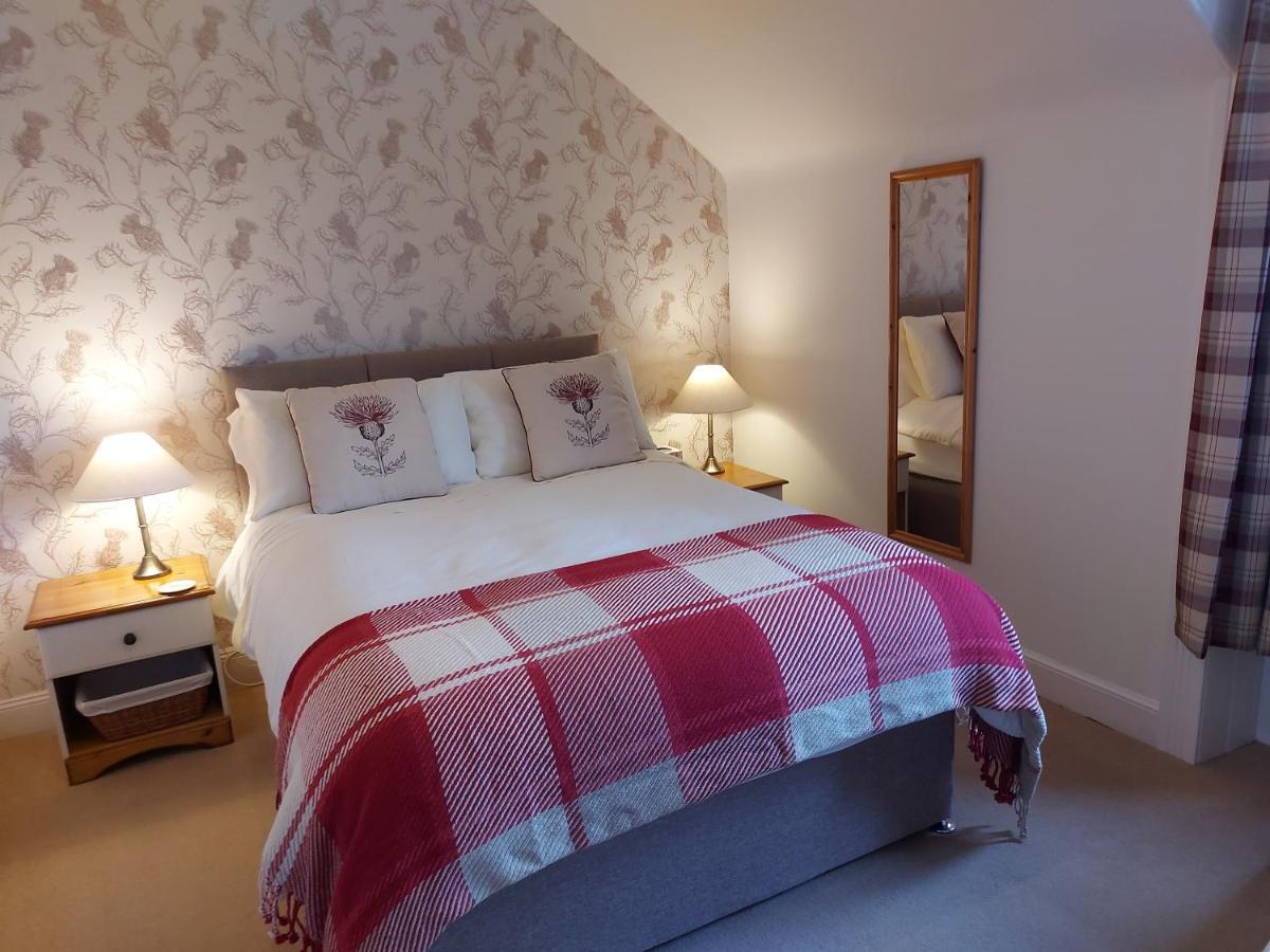 Firtree Bed And Breakfast At Galvelbeg House Крийф Екстериор снимка