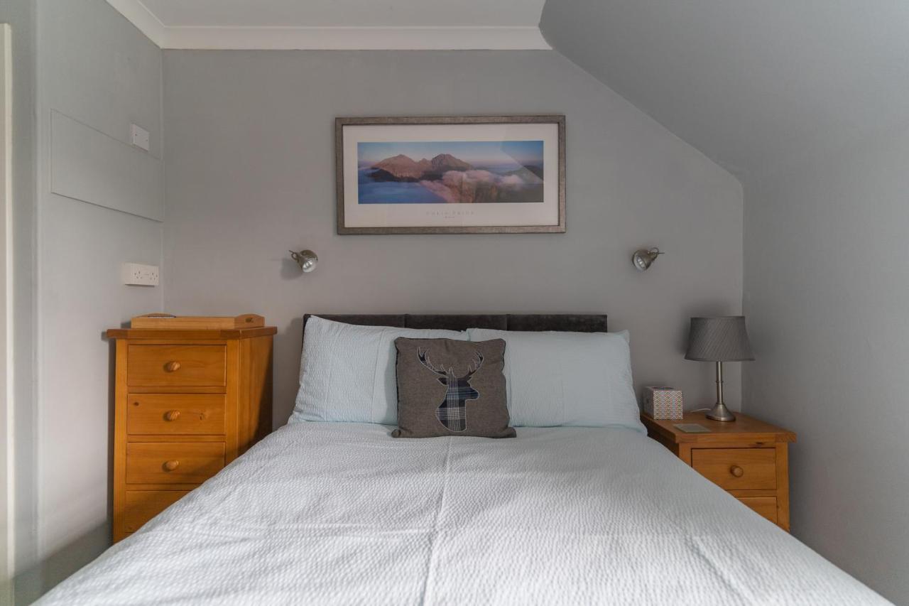Firtree Bed And Breakfast At Galvelbeg House Крийф Екстериор снимка