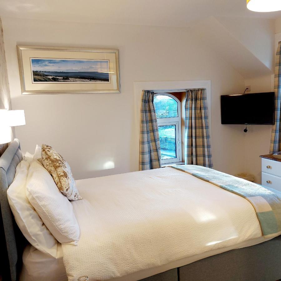 Firtree Bed And Breakfast At Galvelbeg House Крийф Екстериор снимка